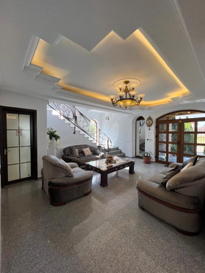 Ami Residence Bucharest Airport,Therme&Free Parking Otopeni Ngoại thất bức ảnh